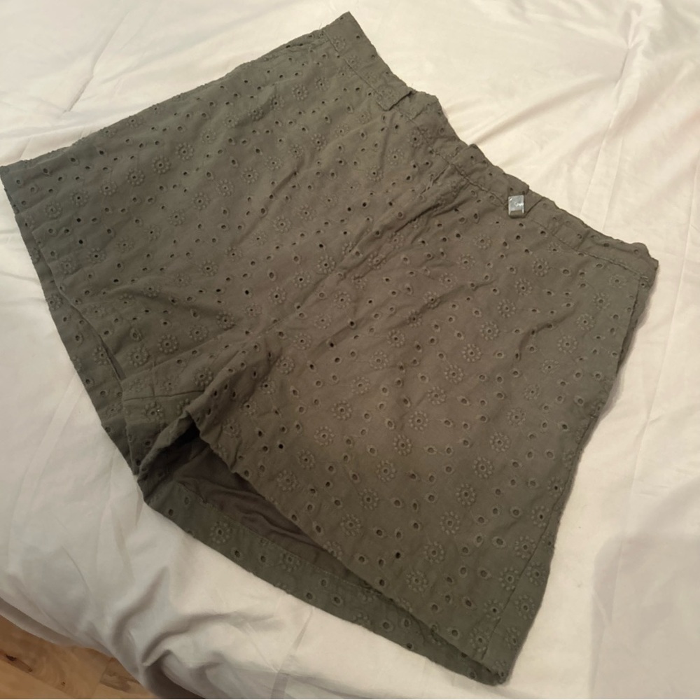 Mexx Khaki Eyelet Women's Shorts